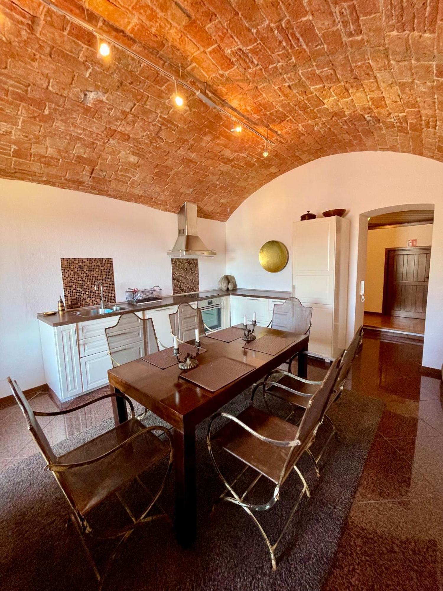 City Apartment On The Beach Rapallo Bagian luar foto