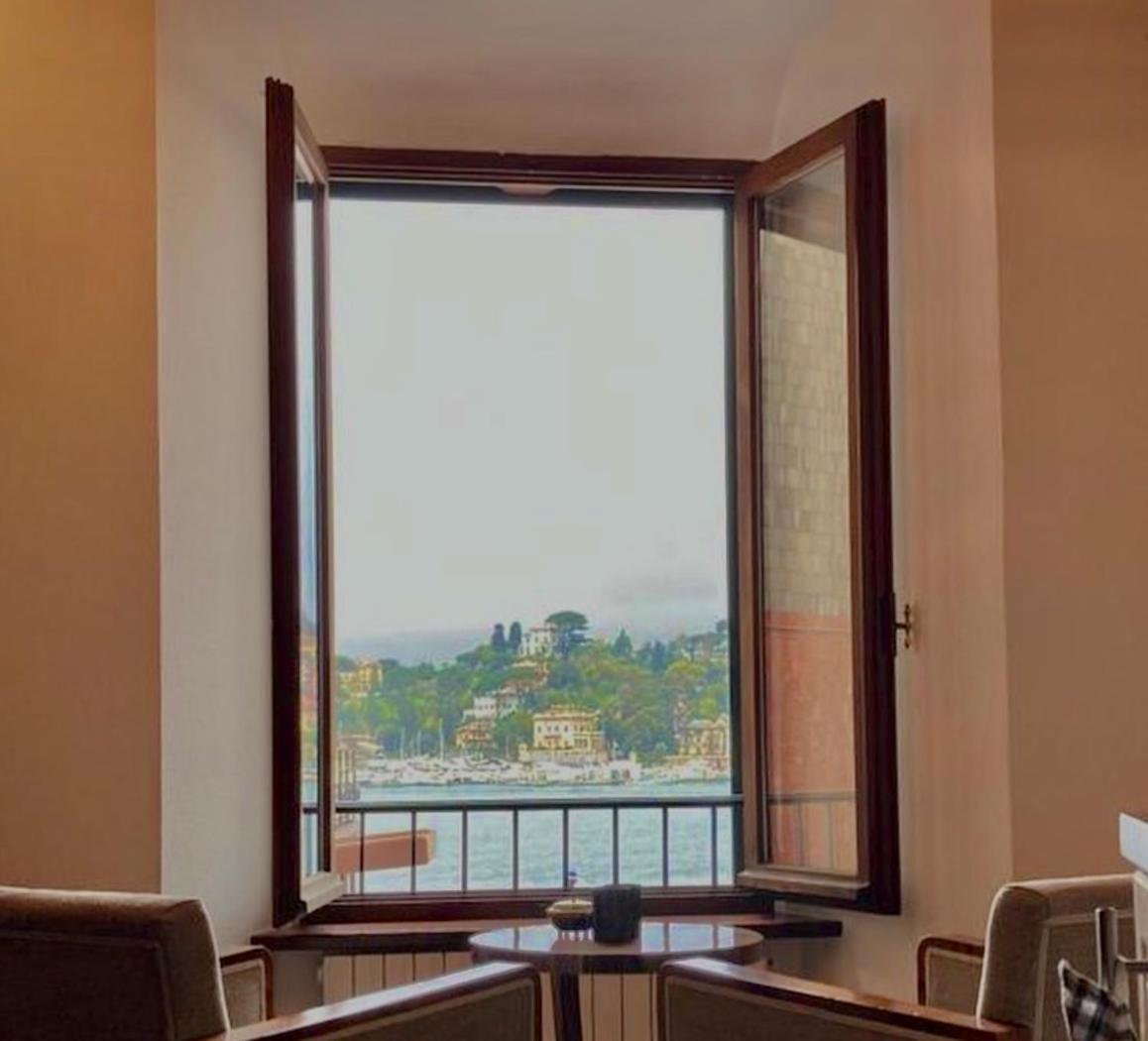 City Apartment On The Beach Rapallo Bagian luar foto